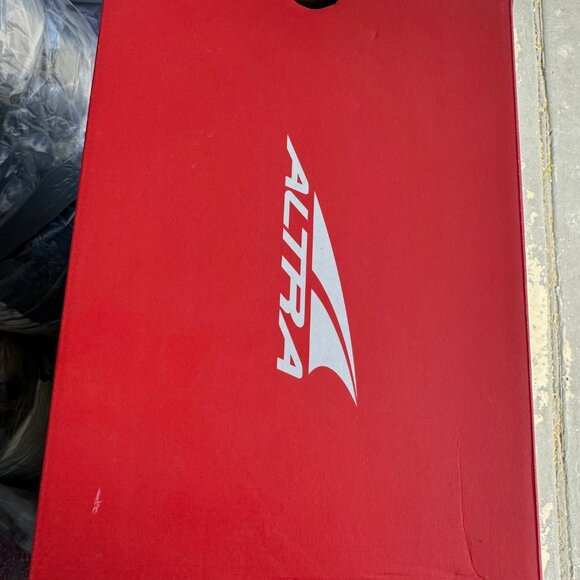 Altra Lone Peak Hiker Hiking Boots - Women's (Size 6.5, Khaki) - Lightly Used - Picture 11 of 12